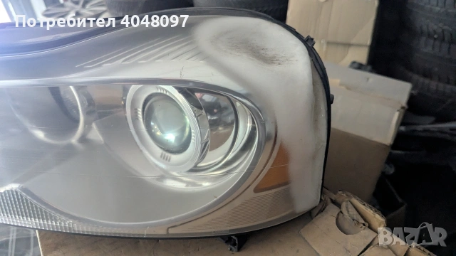 volvo xc90 ляв фар разтопено стъкло цена 50 евро , снимка 2 - Части - 54085582