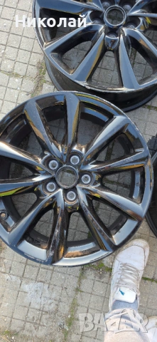 Оригинални Мазда 18 цола, снимка 6 - Гуми и джанти - 53899957