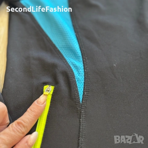 Дамско спортно яке Fila с цип, размер M черно синьо , снимка 2 - Якета - 53177576