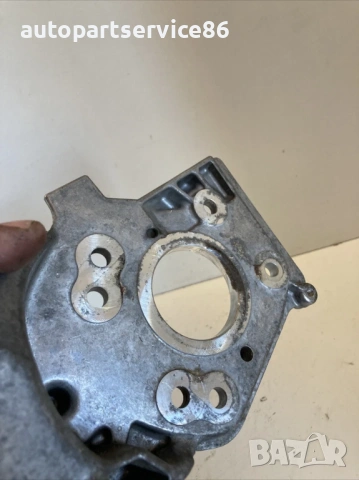 Конзола / държач за горивна помпа за Peugeot 5008 1.6 HDI (2013) 9684778280, снимка 2 - Части - 53743158