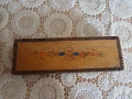 Дървен, лакиран и пирографиран пинал, снимка 2