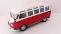 Maisto - Volkswagen Van Samba, Мащаб 1:25, снимка 2