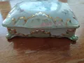 Антика ювелирна порцеланова кутия за бижута, снимка 3