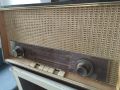 GRUNDIG лампово радио, снимка 1 - Радиокасетофони, транзистори - 45294832