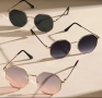 Дамски осмоъгълни големи хипи слънчеви очила с метална рамка, снимка 1