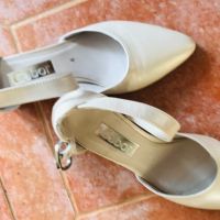  Обувки естествена кожа с перлен ефект, снимка 1 - Дамски елегантни обувки - 45288810