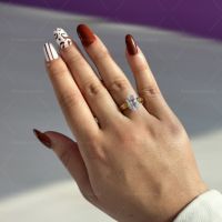 Златист дамски пръстен от медицинска стомана с голям камък, снимка 2 - Пръстени - 45454838