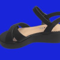 Дамски черни сандали с анатомична подметка на лека платформа, снимка 2 - Сандали - 46071183