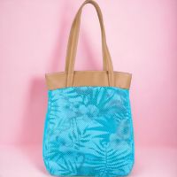 Модна дамска чанта David Jones//с красив тропически принт и фламинго//3 цвята//еко кожа, снимка 3 - Чанти - 45096056
