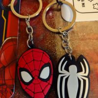 Оригинални ключодържатели Marvel  Spiderman - светещи, снимка 6 - Други ценни предмети - 45187871
