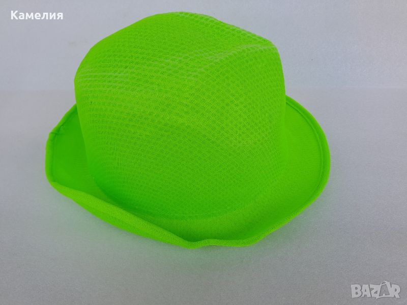 Зелена неонова шапка, снимка 1