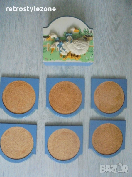 № 8119  комплект стари ретро подложки от дърво и корк с орнаменти  , снимка 1