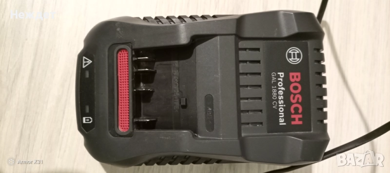 Зарядно за акумулаторни батерии бош. , снимка 1
