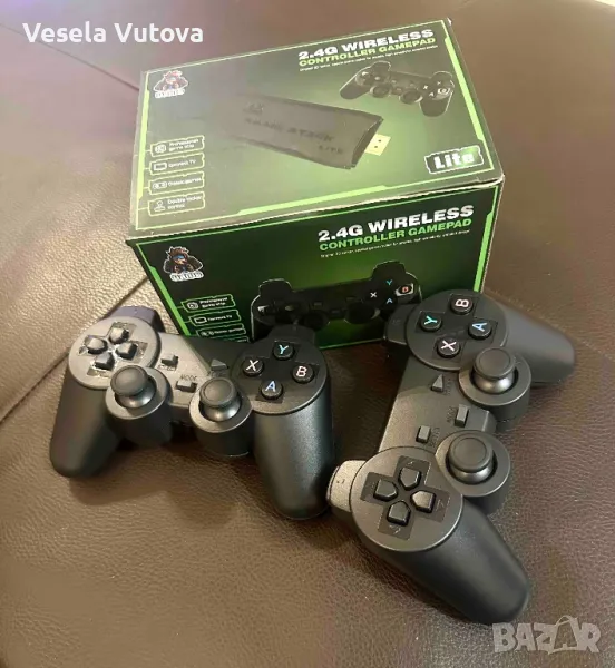 Игрова конзола HDMI 2.4G WIRELESS CONTROLLER GAMEPAD с над 10000 игри!, снимка 1