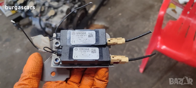 Усилвател антена 1T0 035 577 - 40лв, снимка 1