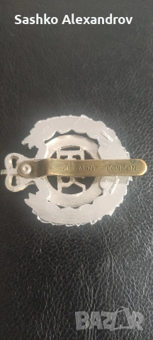 Британска кокарда Royal Engineers - J.R.Gaunt- London ( Елизабет Втора ), снимка 3 - Други ценни предмети - 53845500