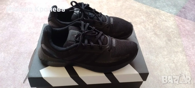 Дамски спортни обувки Adidas, снимка 3 - Маратонки - 53109179