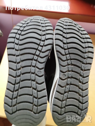 Маратонки черни спортни номер 40, снимка 7 - Маратонки - 53807820