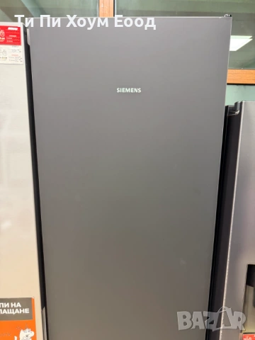 Комбиниран хладилник с фризер Siemens KG39NSBBF, черен мат стъклен, снимка 2 - Хладилници - 53921044