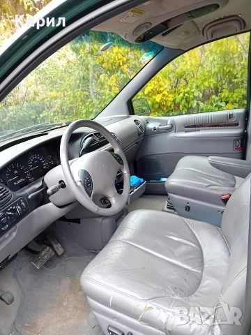 Крайслер вояджер 3.3 бензин, автоматик, снимка 5 - Автомобили и джипове - 53921821