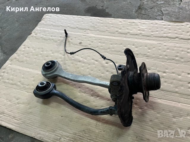 Преден ляв шенкел за Mercedes C-class W203