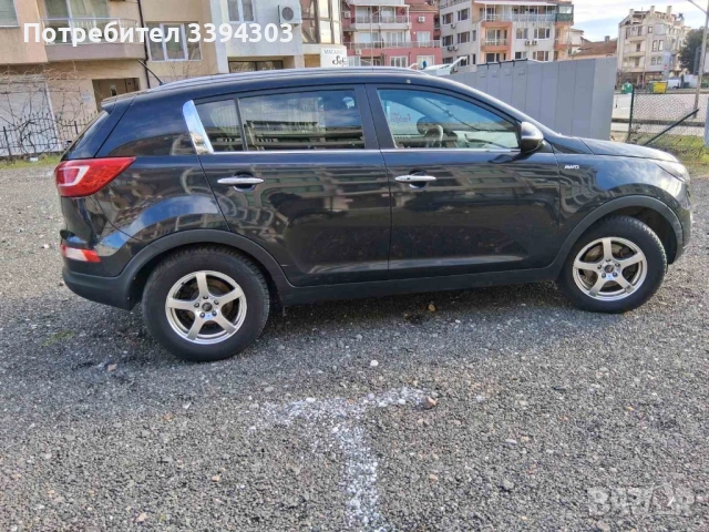 Kia Sportage, снимка 2 - Автомобили и джипове - 53633004