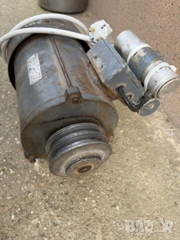 Монофазен ел двигател 2.2 2980 об., снимка 2 - Електродвигатели - 53787939