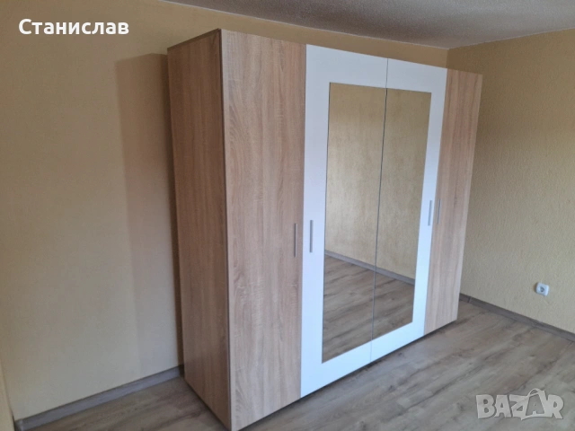 Гардероб четири крилен