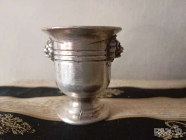 Съд за клечки за зъби