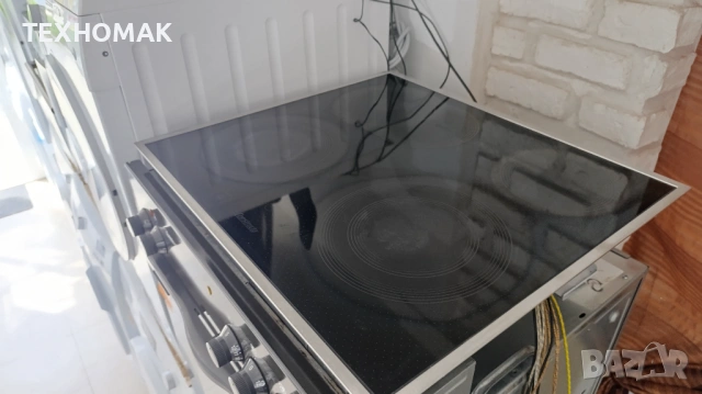 Фурна за вграждане с керамичен плот CONSTRUCTA , снимка 2 - Печки, фурни - 54212573