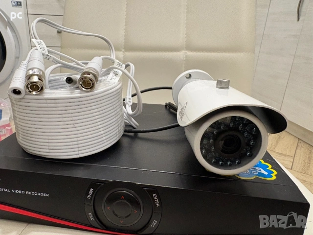Пълен комплект видеонаблюдение FHD с 4 камери, снимка 3 - Комплекти за видеонаблюдение - 54248712