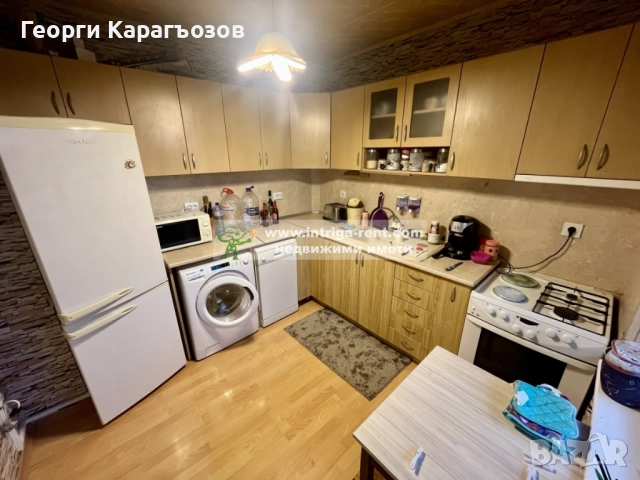 №4011 Многостаен апартамент с гараж, избено помещение и таванска стая в квартал Овчарски, Хасково., снимка 3 - Апартаменти - 51971144