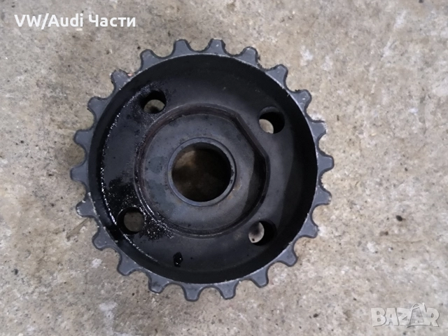 Зъбно колело колянов вал за Голф 5 Ауди А3 Пасат VW Golf 5 Audi A3 8P Passat Touran 038105263F, снимка 3 - Части - 52552905