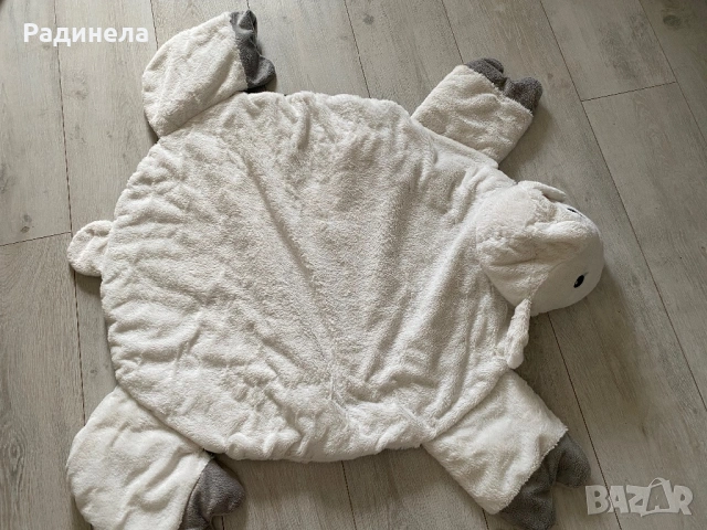 Килимче за бебе