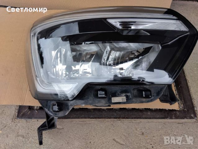 Фар десен за Renault Master, снимка 2 - Части - 45812244