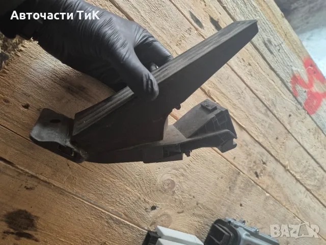 Педал за газта БМВ Е9Х 318Д фейс, снимка 2 - Части - 49872304