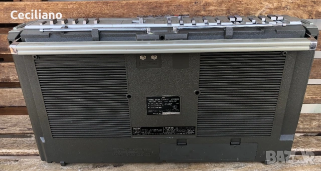 JVC RC M70-Работещ  функционално на всичко радиокасетофон!, снимка 7 - Радиокасетофони, транзистори - 53974667