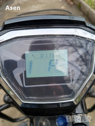 Продавам два броя електрически скутери., снимка 4 - Велосипеди - 53478597