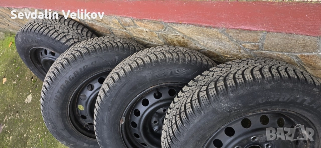 Комплект Зимни гуми Goodyear UltraGrip 9 195/65R15 с Метални джанти 5х114.3 и тасове, снимка 2 - Гуми и джанти - 52617768