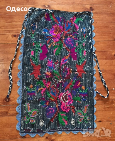 Автентична престилка  за носия от Суворово,Варненско, снимка 2 - Антикварни и старинни предмети - 52931272