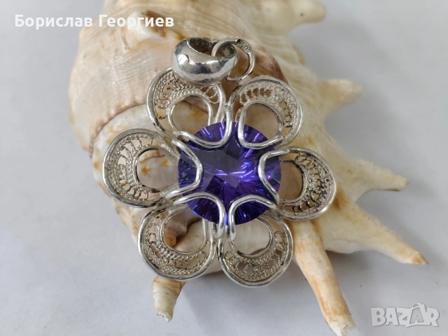 Сребърен медальон 950, снимка 3 - Колиета, медальони, синджири - 53185296