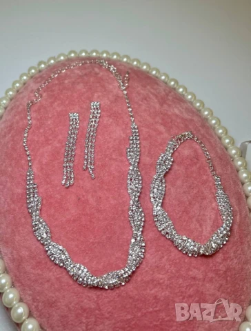 колие, гривна и обеци , снимка 3 - Бижутерийни комплекти - 51151682