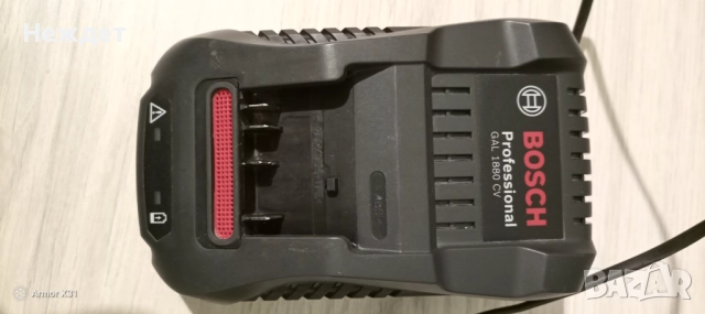 Зарядно за акумулаторни батерии бош. 