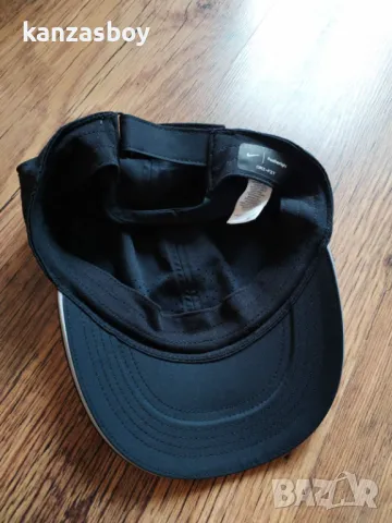 Nike Featherlight Cap - страхотна спортна шапка НОВА БЕЗ ЕТИКЕТИ, снимка 7 - Шапки - 50058595