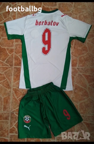 berbatov 9 STOICHKOV 8 🇧🇬🇧🇬 детско юношески футболни екипи РЕТРО екипи , снимка 2 - Футбол - 44911581