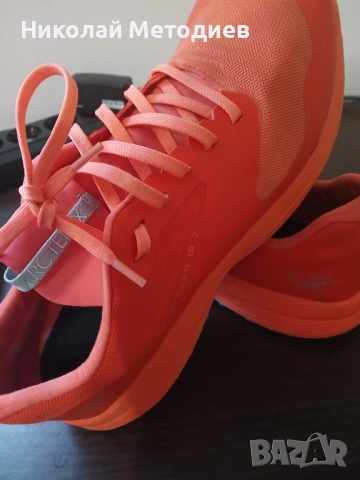 Страхотен и много лек модел ARCTERYX , снимка 2 - Спортни дрехи, екипи - 51624622