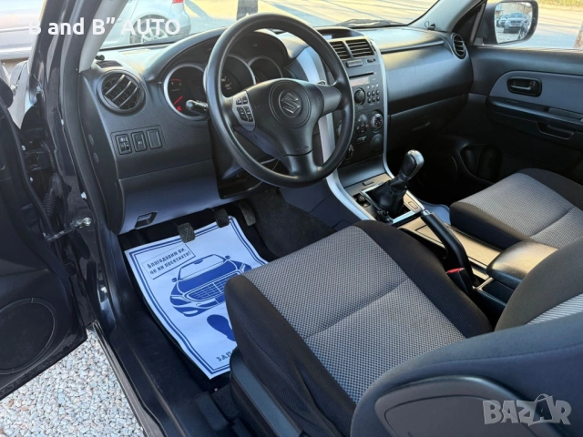 Suzuki Grand Vitara 1.9 Дизел, Климатик, 4х4, снимка 9 - Автомобили и джипове - 53053170