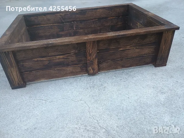 продавам дървени кашпи 