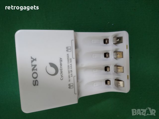 Зарядно за батерии Sony Ni-Mh, снимка 1 - Друга електроника - 45543850