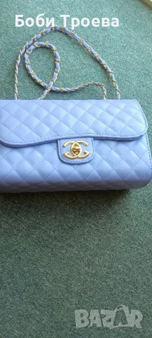 Компактна дамска чанта с подчертана многофункционалност – тя е перфектният аксесоар, снимка 3 - Чанти - 51366318